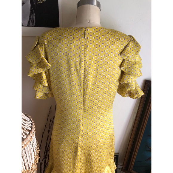 Kate Spade Yellow ruffle sleeve shift dress - Picture 9 of 16